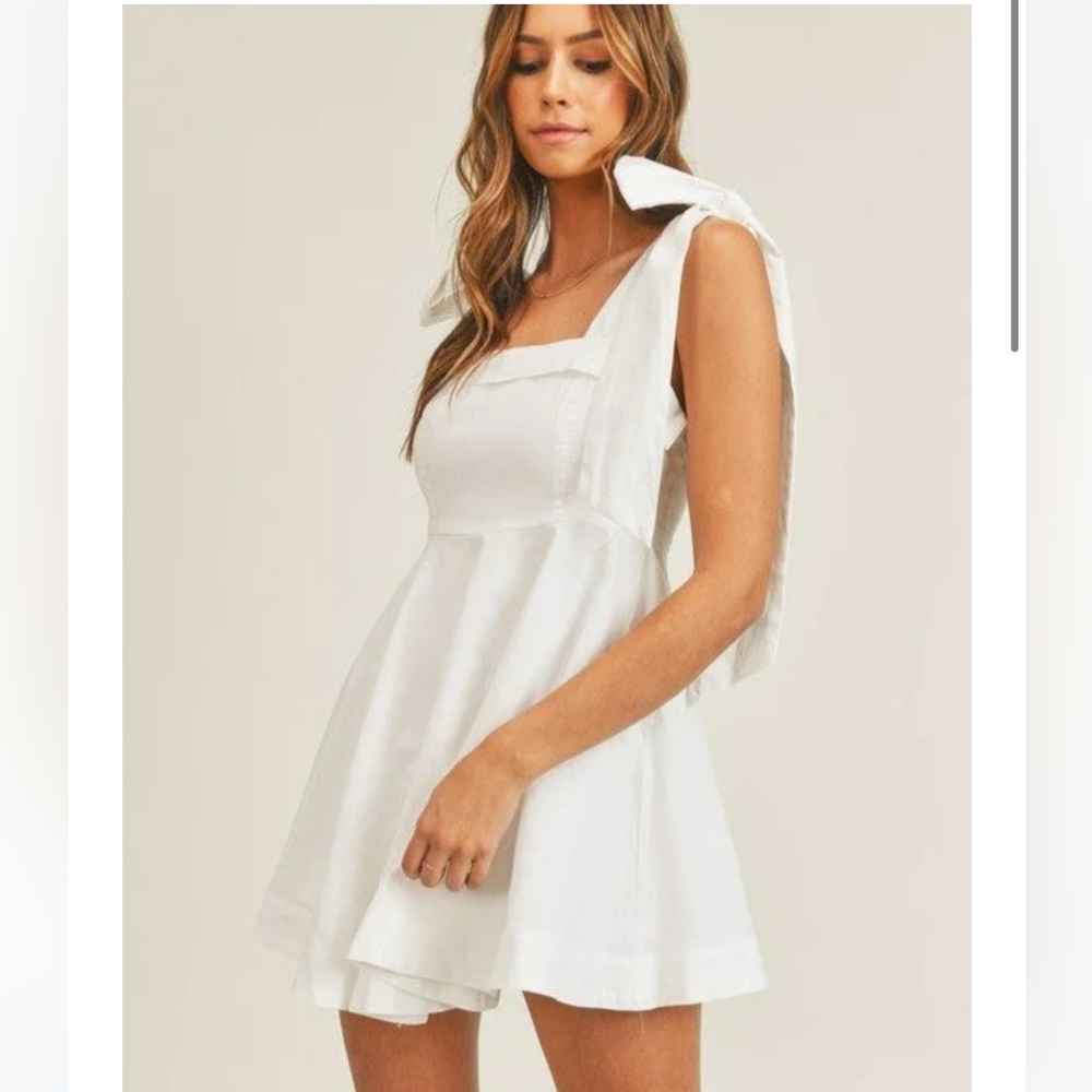 Shoulder Tie mini dress